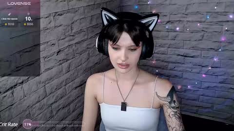 Snapshot of lauren_raquel chatting on January 23, 5:52 pm Eva online show from January 23, 5:52 pm