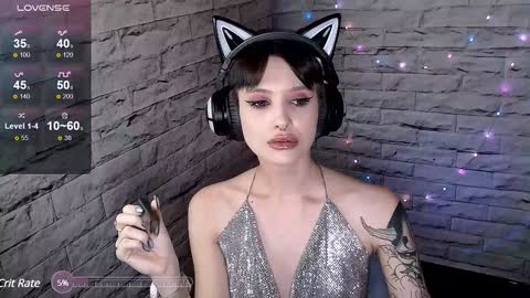 Snapshot of lauren_raquel chatting on January 26, 8:13 pm Eva online show from January 26, 8:13 pm