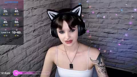 Snapshot of lauren_raquel chatting on January 29, 5:56 pm Eva online show from January 29, 5:56 pm