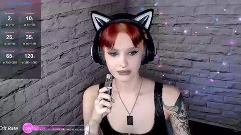 Snapshot of lauren_raquel chatting on February 10, 4:25 pm Eva online show from February 10, 4:25 pm