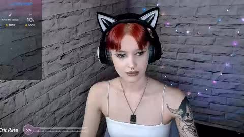 Snapshot of lauren_raquel chatting on February 11, 6:55 pm Eva online show from February 11, 6:55 pm