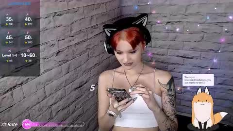 Snapshot of lauren_raquel chatting on February 14, 6:40 pm Eva online show from February 14, 6:40 pm