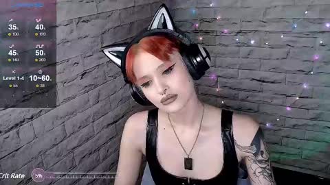 Snapshot of lauren_raquel chatting on February 16, 8:44 pm Eva online show from February 16, 8:44 pm