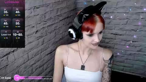 Snapshot of lauren_raquel chatting on February 18, 5:21 pm Eva online show from February 18, 5:21 pm