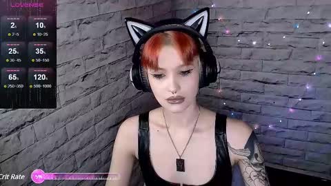 Snapshot of lauren_raquel chatting on February 23, 5:50 pm Eva online show from February 23, 5:50 pm