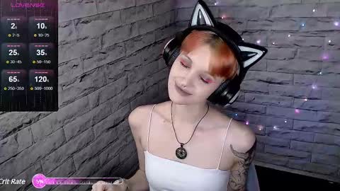 Snapshot of lauren_raquel chatting on March 11, 8:20 pm Eva online show from March 11, 8:20 pm