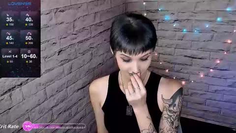 Snapshot of lauren_raquel chatting on September 10, 5:13 pm Eva online show from September 10, 5:13 pm