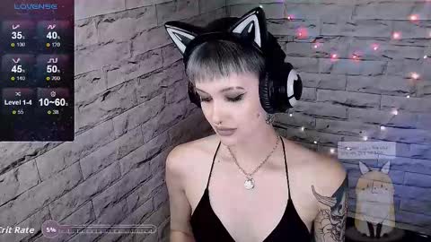 Snapshot of lauren_raquel chatting on September 14, 12:59 pm Eva online show from September 14, 12:59 pm