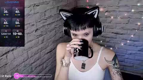 Snapshot of lauren_raquel chatting on September 19, 5:02 pm Eva online show from September 19, 5:02 pm