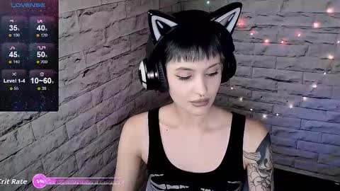 Snapshot of lauren_raquel chatting on September 20, 12:28 pm Eva online show from September 20, 12:28 pm