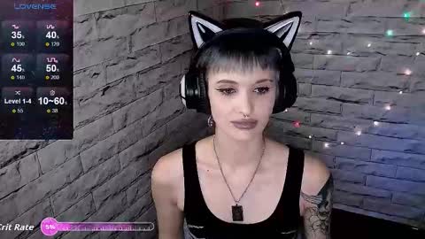 Snapshot of lauren_raquel chatting on September 29, 5:40 pm Eva online show from September 29, 5:40 pm