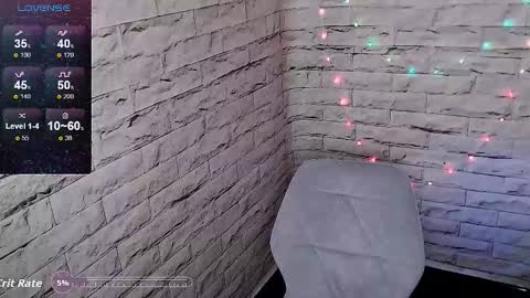 Snapshot of lauren_raquel chatting on October 7, 4:48 pm Eva online show from October 7, 4:48 pm