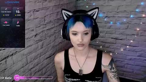 Snapshot of lauren_raquel chatting on October 23, 5:55 pm Eva online show from October 23, 5:55 pm