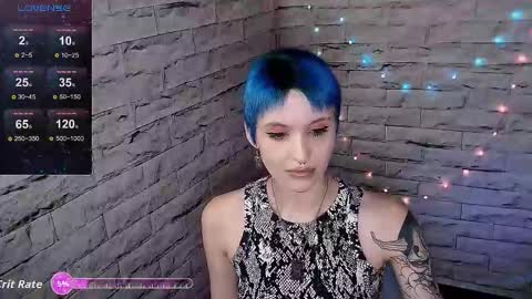 Snapshot of lauren_raquel chatting on October 24, 6:37 pm Eva online show from October 24, 6:37 pm