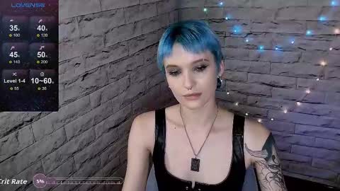 Snapshot of lauren_raquel chatting on October 29, 6:31 pm Eva online show from October 29, 6:31 pm