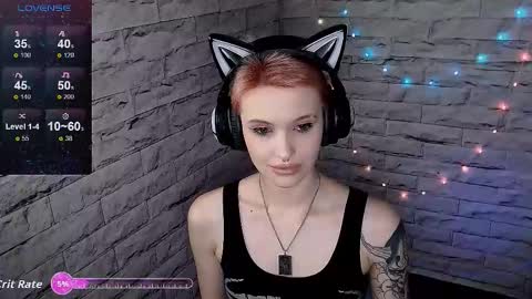 Snapshot of lauren_raquel chatting on December 18, 11:38 am Eva online show from December 18, 11:38 am