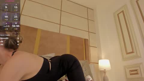    online show from March 11, 10:38 pm