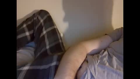 Snapshot of laurence00702 chatting on October 3, 11:35 pm laurence00702 online show from October 3, 11:35 pm