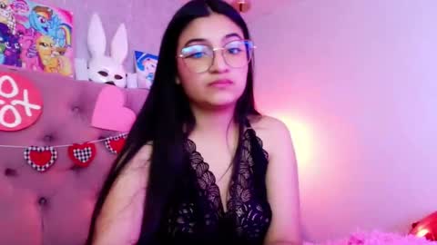 Laurene online show from February 15, 8:46 am