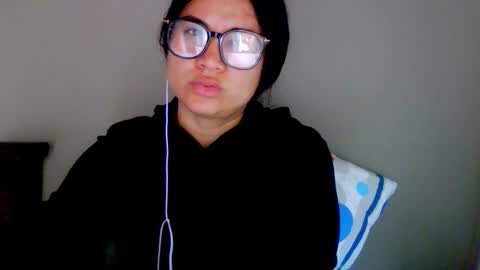 onlyfan laureng7 - 7 laureng2 online show from October 29, 11:23 am