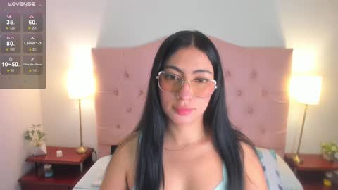 laurenn_smitth online show from February 11, 12:27 pm