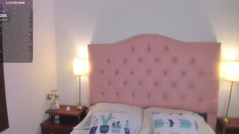 laurenn_smitth online show from February 13, 12:54 pm