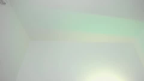 laurensmith9 online show from November 5, 8:31 pm