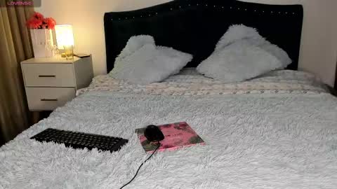 Snapshot of laurent_jones chatting on February 15, 11:28 am daniela angel online show from February 15, 11:28 am