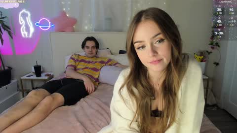 Lauren online show from January 6, 7:39 pm