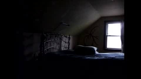 Snapshot of laureybabe44 chatting on January 30, 9:47 pm Lauren online show from January 30, 9:47 pm