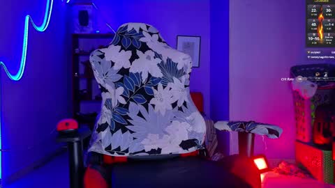 ANA LAURA online show from February 16, 2:09 am