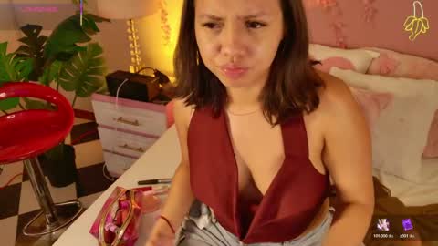 luu online show from April 14, 9:21 pm