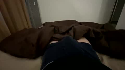 laveudos online show from November 3, 12:24 am