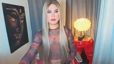 Snapshot of lavictoria_ladyboy chatting on October 6, 2:58 pm Victoria online show from October 6, 2:58 pm