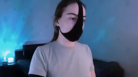 Lavinda online show from January 13, 8:30 am