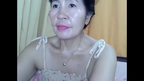 lavine1983 online show from October 9, 9:02 pm