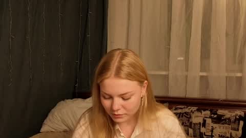 Hi Im Leila online show from May 22, 9:20 pm