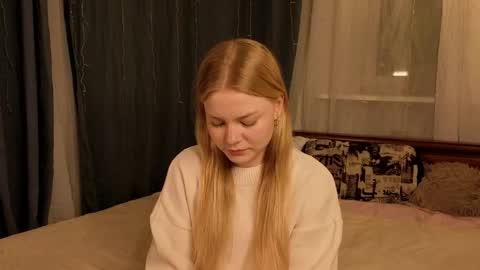 Hi Im Leila online show from May 27, 9:01 pm