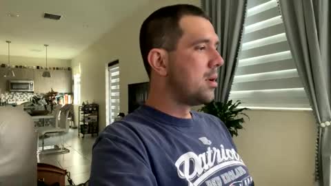 Snapshot of law_cambio chatting on December 11, 3:37 pm law_cambio online show from December 11, 3:37 pm