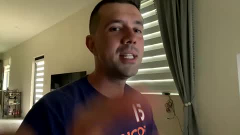 Snapshot of law_cambio chatting on January 10, 9:42 pm law_cambio online show from January 10, 9:42 pm