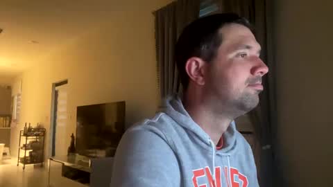 Snapshot of law_cambio chatting on February 9, 12:08 pm law_cambio online show from February 9, 12:08 pm