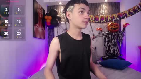 Snapshot of lawford_mike chatting on October 30, 2:29 pm Mike online show from October 30, 2:29 pm