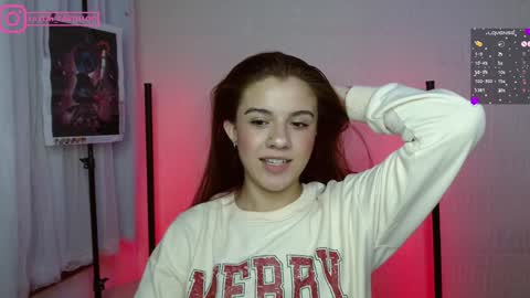 Layla online show from December 30, 11:17 pm