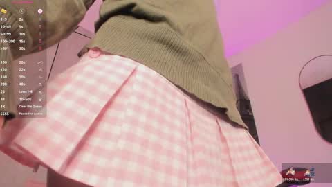 layla_clarke online show from April 15, 4:19 am