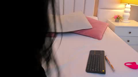 Lau online show from March 24, 6:57 pm