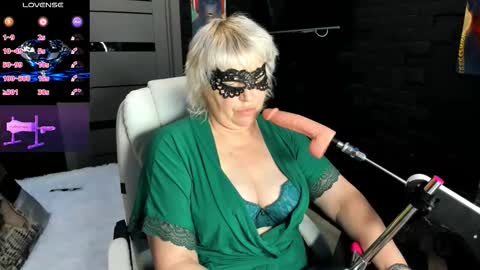 laylalaylamilf online show from September 30, 12:32 pm