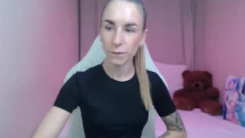 laymablast online show from March 26, 7:36 am