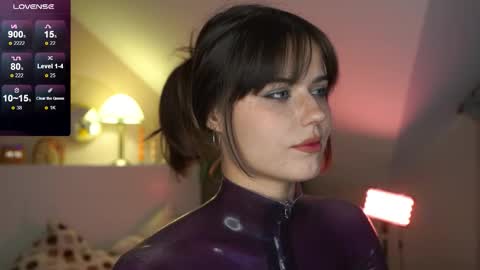 Snapshot of lazy_pepsi chatting on November 24, 5:34 pm Pansy online show from November 24, 5:34 pm