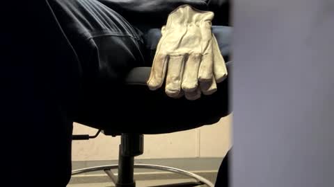 Snapshot of lbckings chatting on January 4, 6:19 am lbckings online show from January 4, 6:19 am