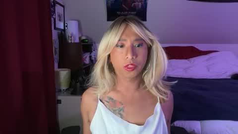 lbffemme online show from January 15, 2:05 am